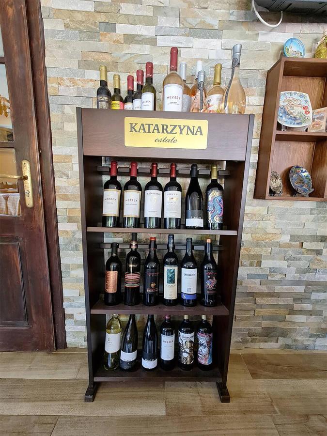 Family Hotel Chiflik Hills Екстер'єр фото