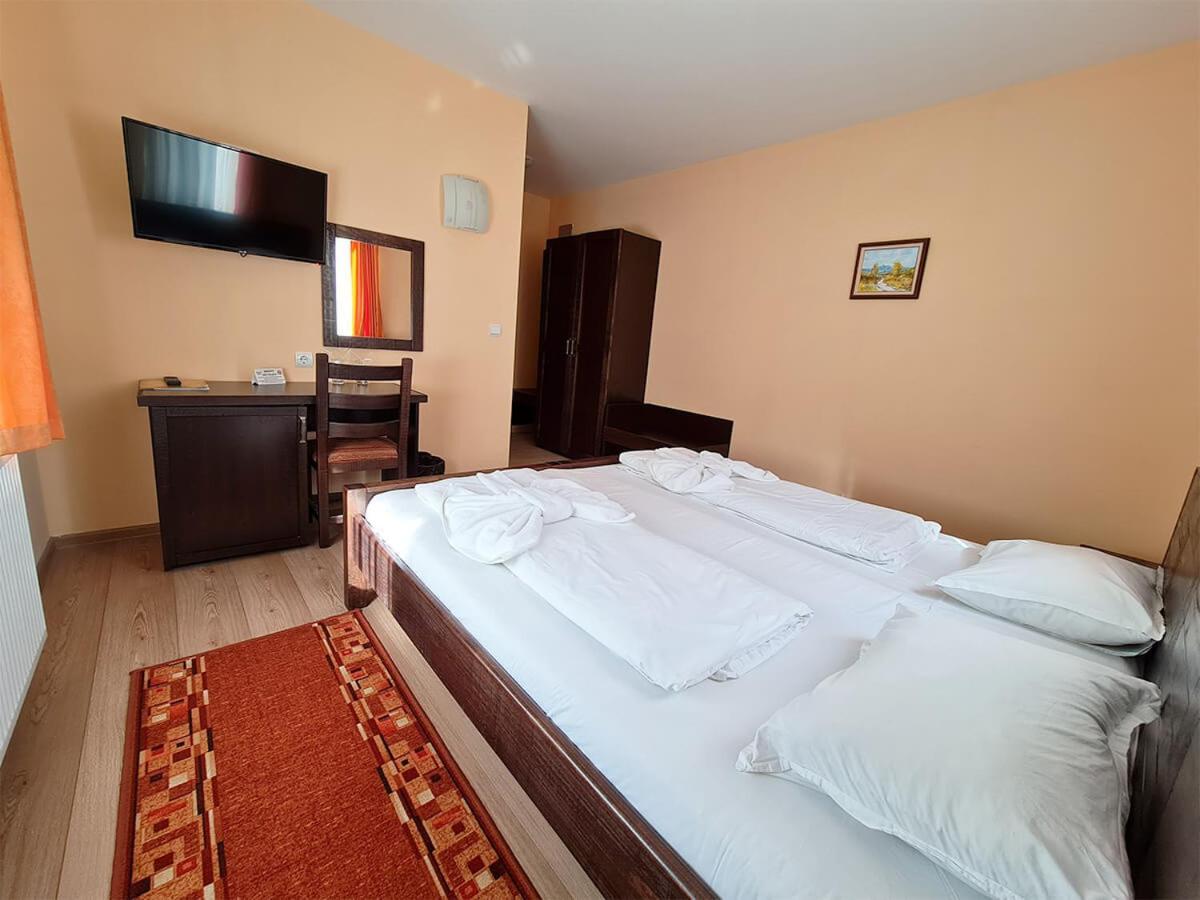 Family Hotel Chiflik Hills Номер фото